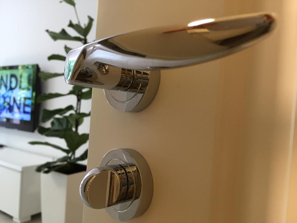 Apartment - Zentrumsnah, Eigener Parkplatz Und Grosser Balkon Ins Gruene *